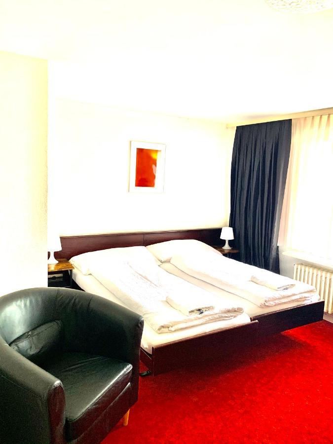 Zur Krummen Eich 3* Basilea